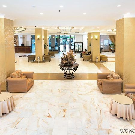 Ani Plaza Hotel Yerevan Exterior foto