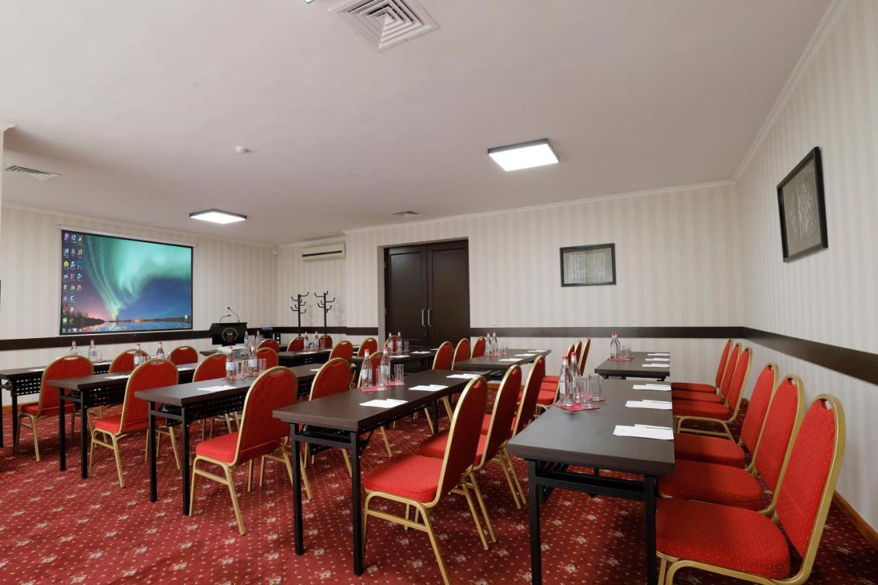 Ani Plaza Hotel Yerevan Exterior foto