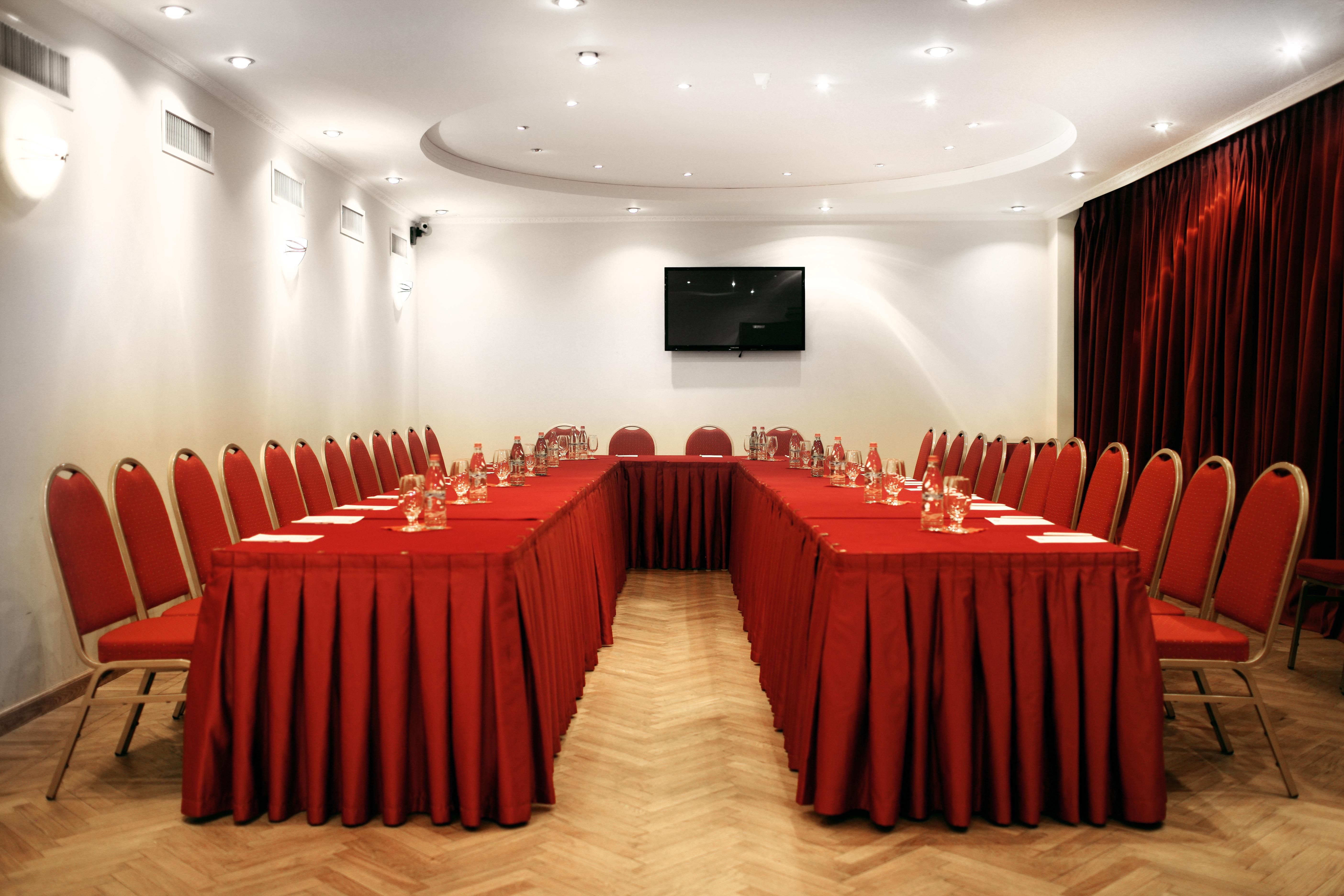 Ani Plaza Hotel Yerevan Exterior foto
