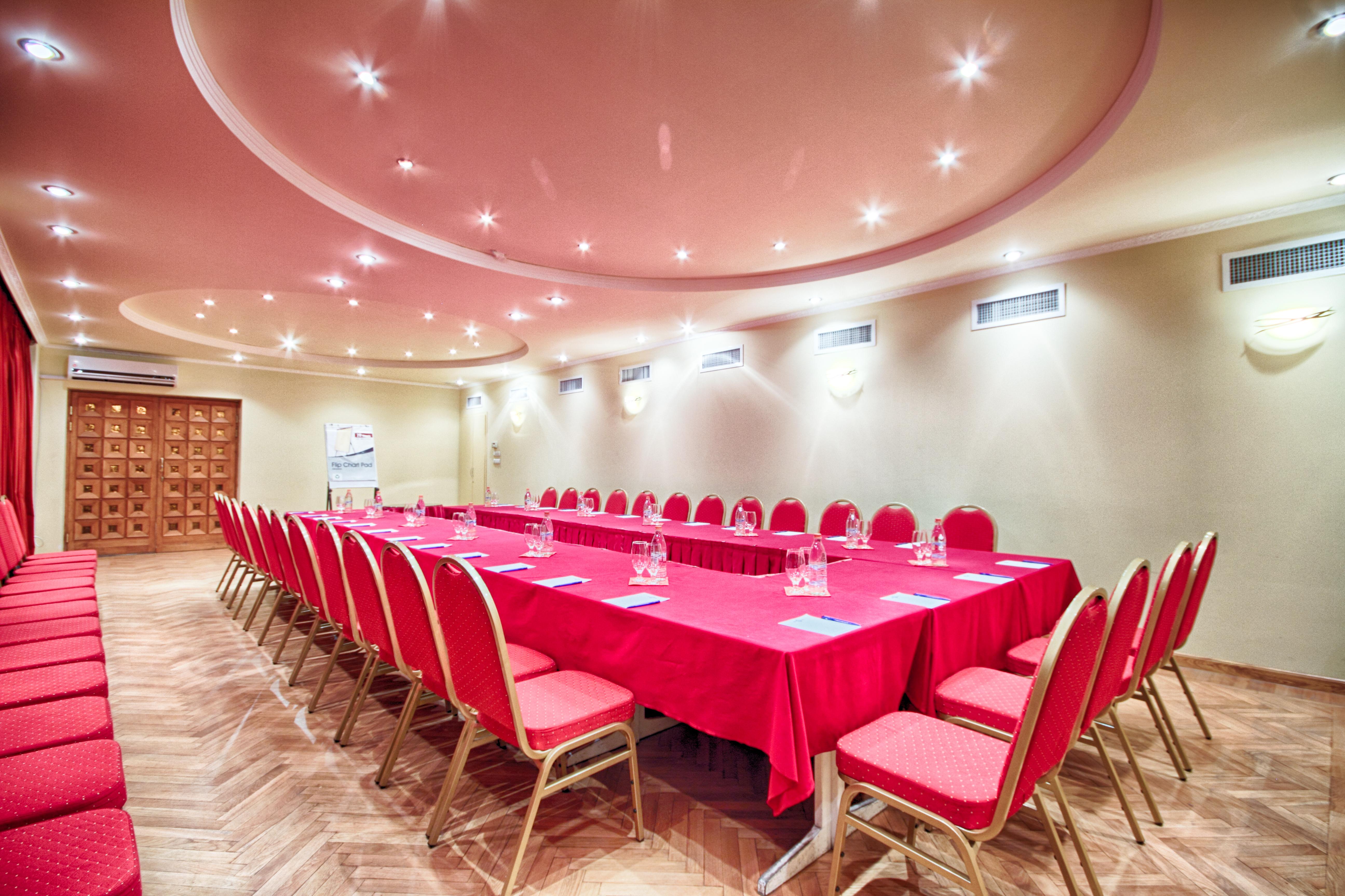 Ani Plaza Hotel Yerevan Exterior foto