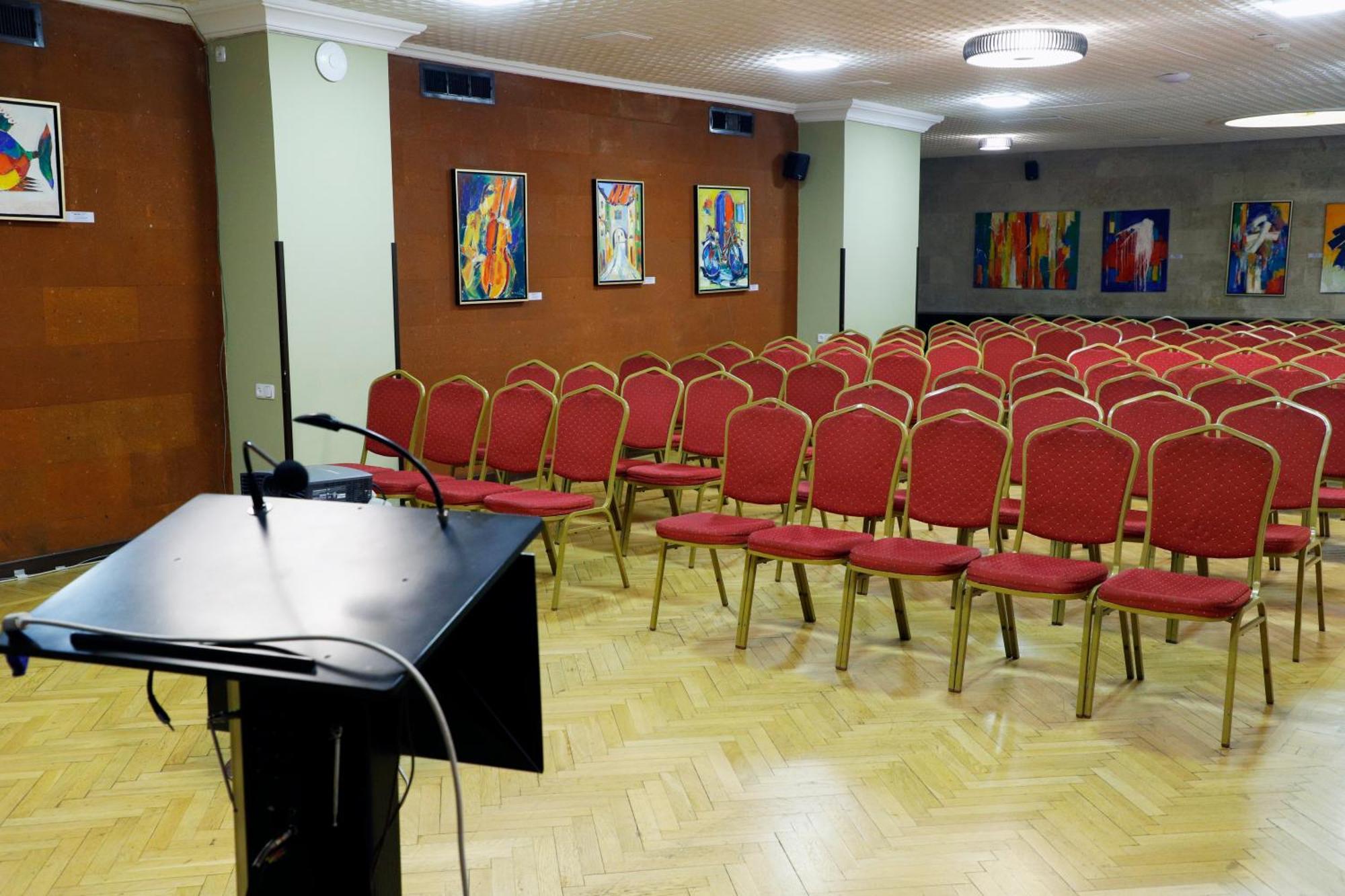 Ani Plaza Hotel Yerevan Exterior foto