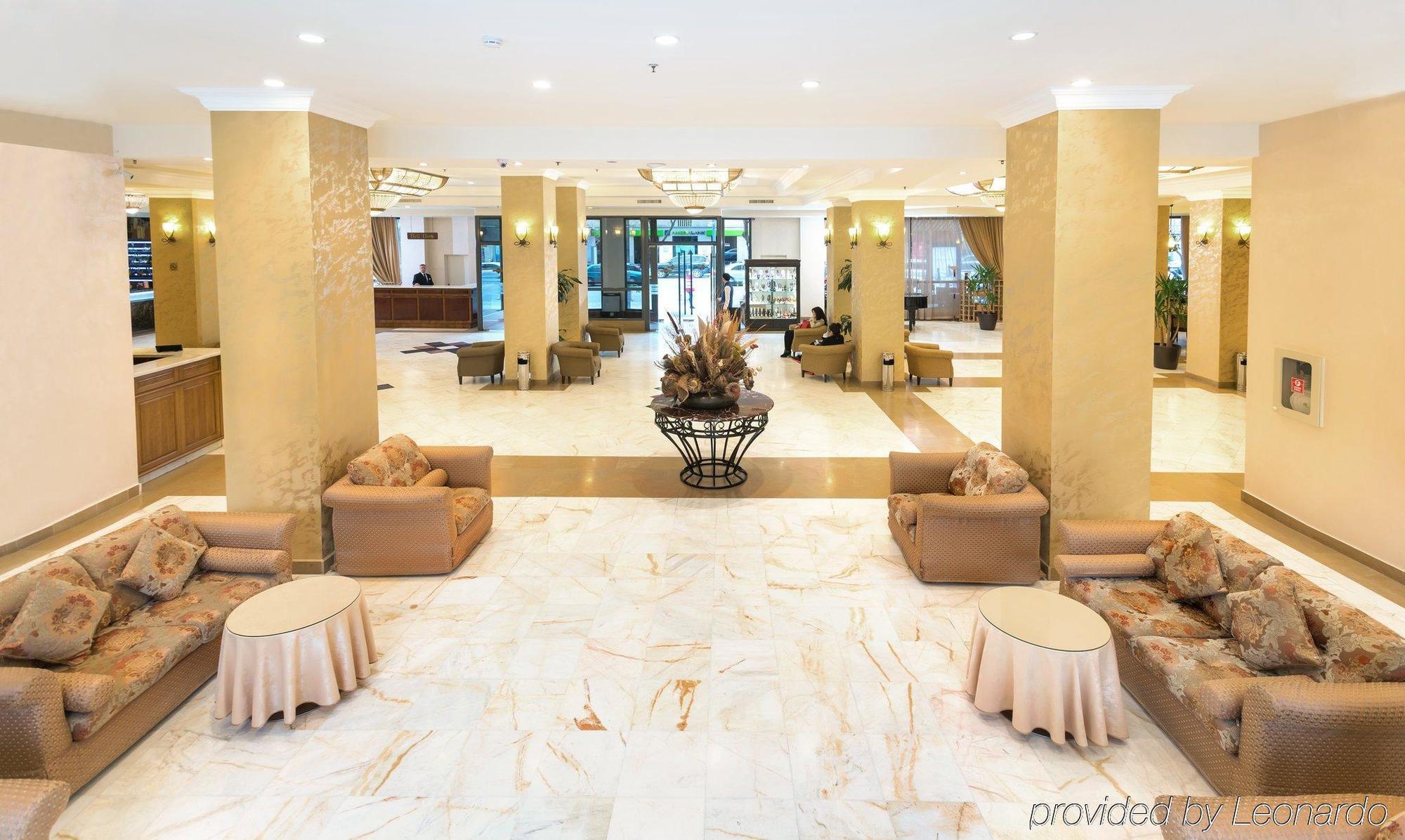 Ani Plaza Hotel Yerevan Exterior foto